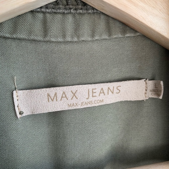 🎉Host Pick🎉 MAX JEANS Olive Green Utility Vest Draped Size Large - Picture 10 of 13